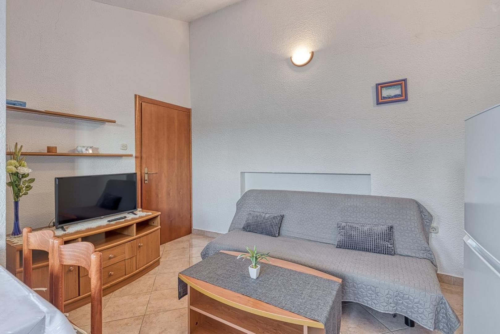 Apartment Vilma Funtana Exterior photo