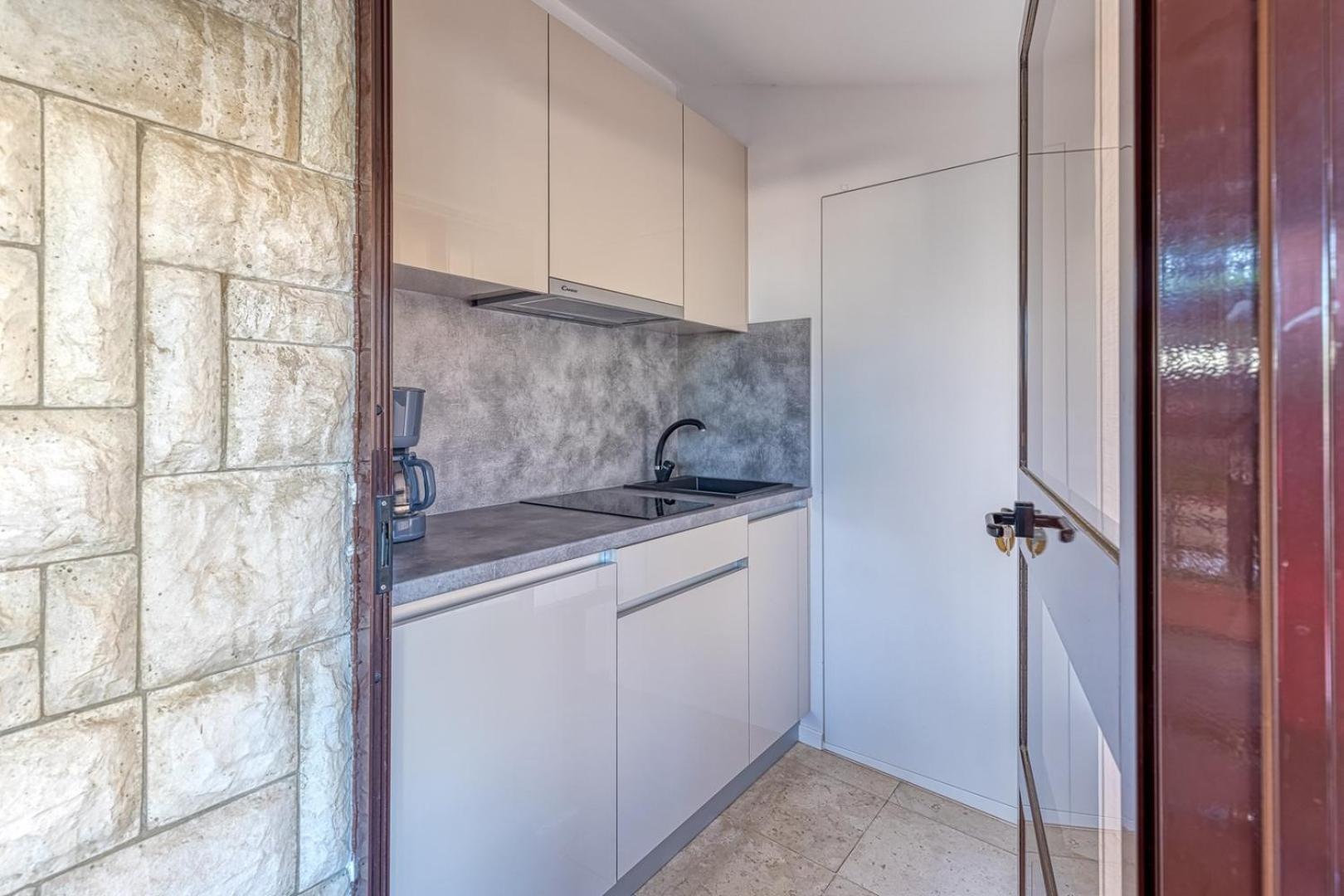 Apartment Vilma Funtana Exterior photo