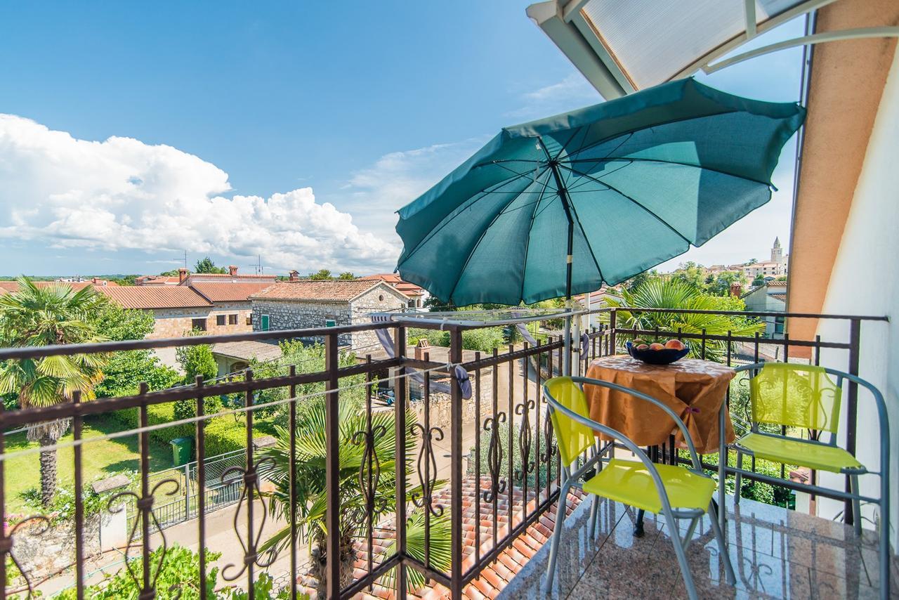 Apartment Vilma Funtana Exterior photo